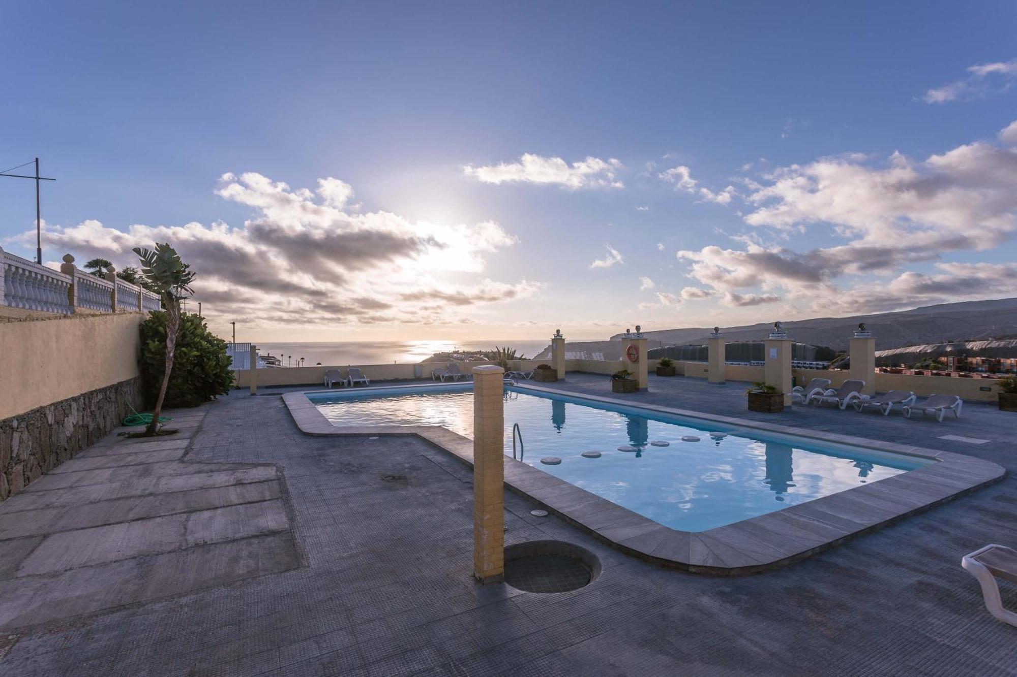 Lightbooking Playa De Amadores La Concha Amplia Terraza Con Barbacoa Puerto Rico  Eksteriør billede